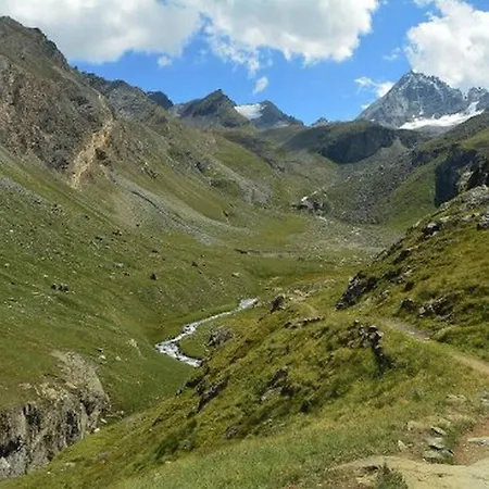 La Di Savara - Nature And Silence *